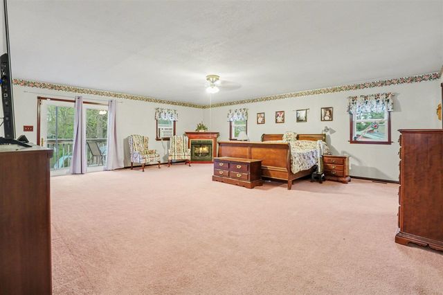 3426 Meadowcroft Avenue, Kalamazoo, MI 49004