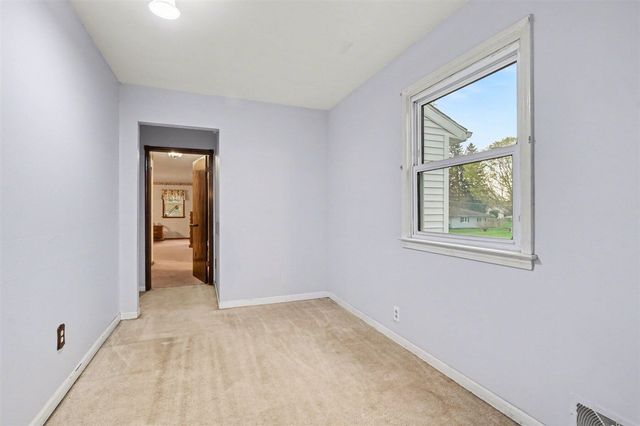 3426 Meadowcroft Avenue, Kalamazoo, MI 49004