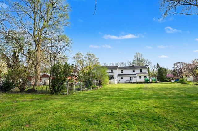 3426 Meadowcroft Avenue, Kalamazoo, MI 49004