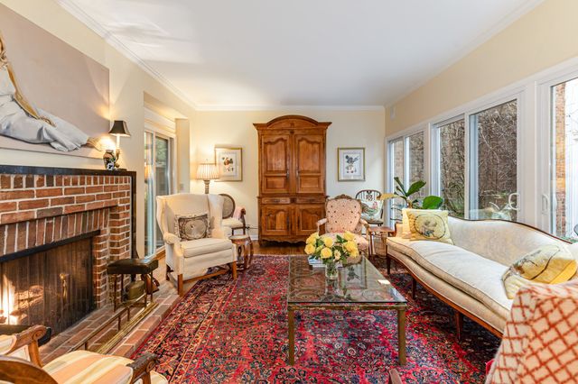 638 Timber Ln, Nashville, TN 37215