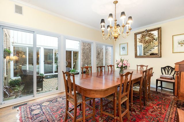 638 Timber Ln, Nashville, TN 37215