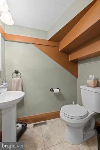 1338 LYNN DR, Pottstown, PA 19464