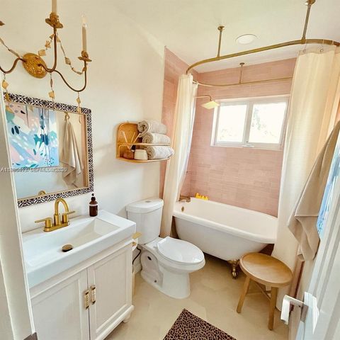 207 SW 12th Ave, Dania Beach, FL 33004