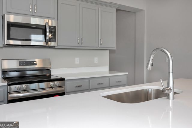 105 Buttercup Place, Perry, GA 31069