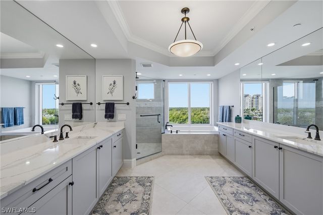 13665 Vanderbilt DR 501, Naples, FL 34110