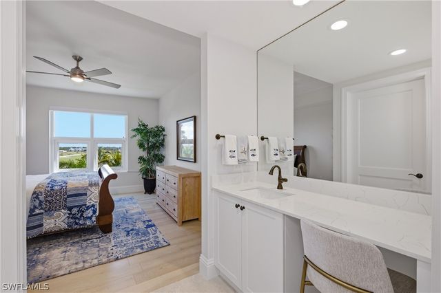 13665 Vanderbilt DR 501, Naples, FL 34110