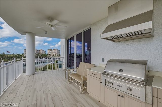 13665 Vanderbilt DR 501, Naples, FL 34110