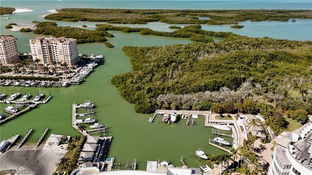 13665 Vanderbilt DR 501, Naples, FL 34110