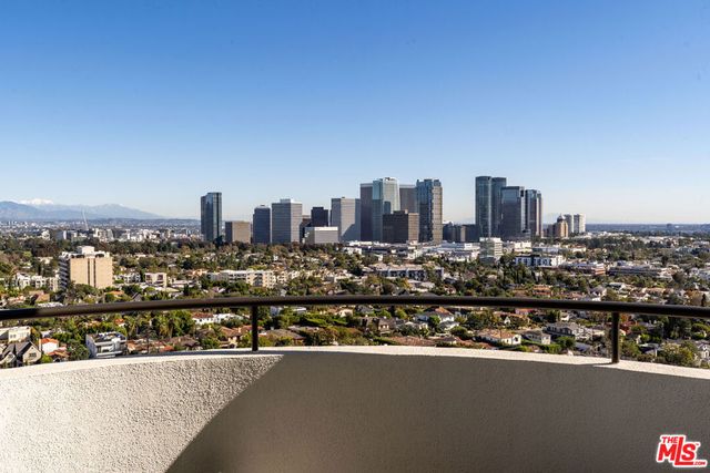 10560 Wilshire Boulevard 1706, Los Angeles, CA 90024