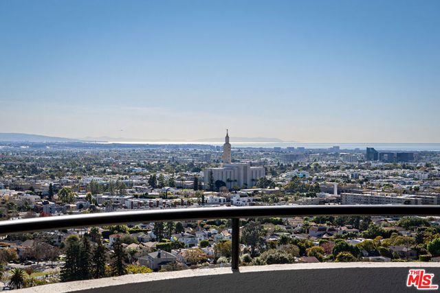 10560 Wilshire Boulevard 1706, Los Angeles, CA 90024