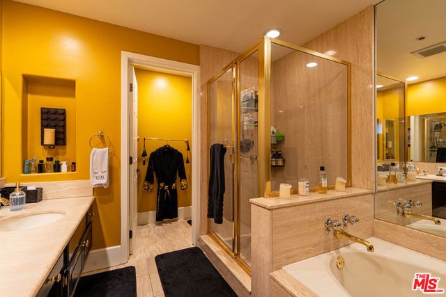 10560 Wilshire Boulevard 1706, Los Angeles, CA 90024