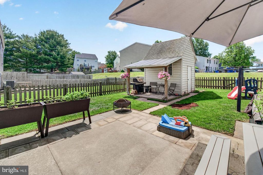 Image 48 of property listing at 530 DAISY DR, Taneytown, MD 21787