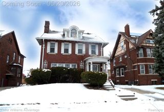 36 Louise Street, Highland Park, MI 48203