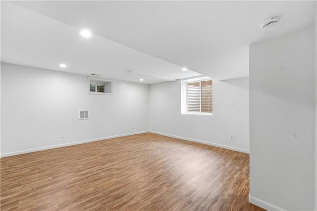 5501 W 70th Terrace, Prairie Village, KS 66208