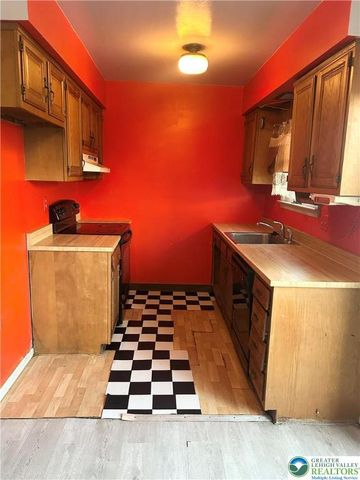 1134 West Washington Street, Allentown City, PA 18102