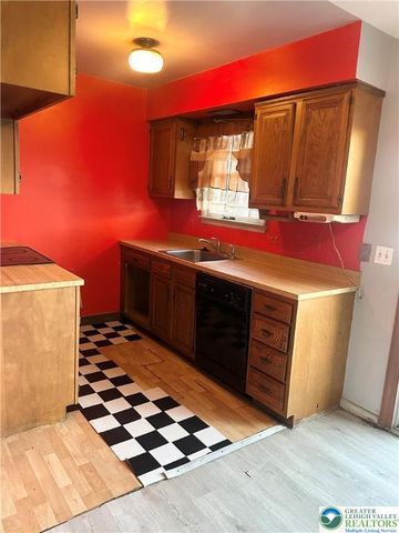 1134 West Washington Street, Allentown City, PA 18102