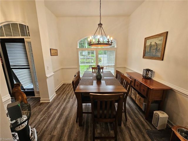 121 Roxbury Court, Advance, NC 27006