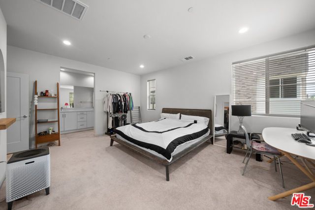 162 Novel, Irvine, CA 92618