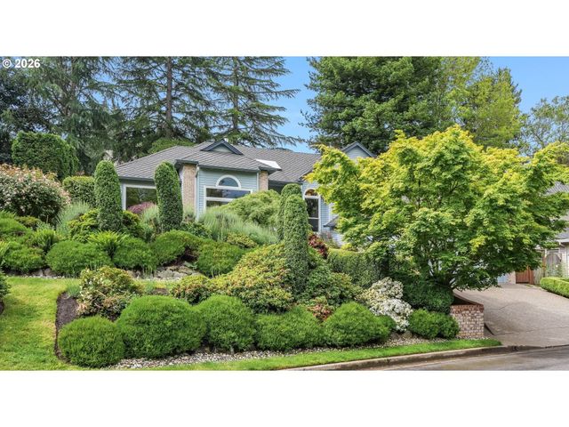 6842 Sw ALDEN St, Portland, OR 97223
