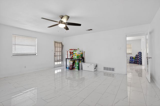 10569 Range Road, Justin, TX 76247