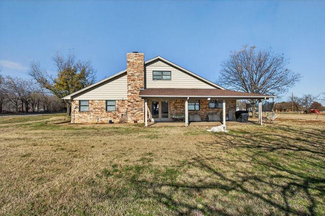 10569 Range Road, Justin, TX 76247
