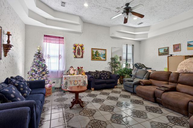 10569 Range Road, Justin, TX 76247