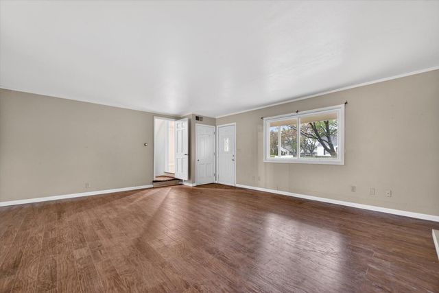 206 Pleasantview Drive, Battle Creek, MI 49017