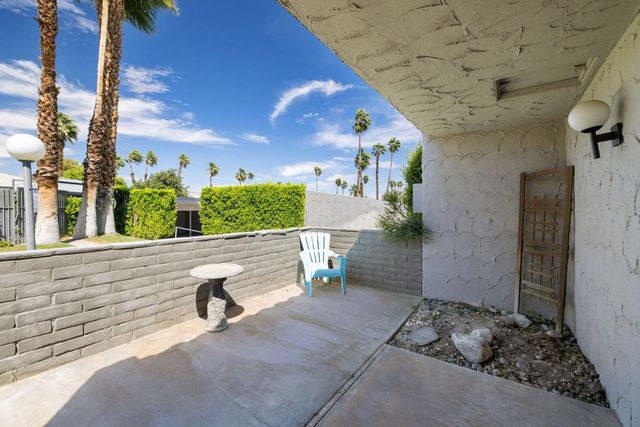 2603 N Whitewater Club Drive A, Palm Springs, CA 92262