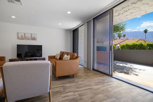 2603 N Whitewater Club Drive A, Palm Springs, CA 92262