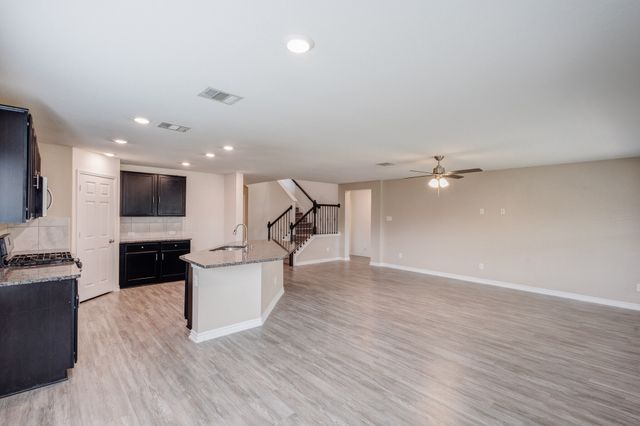 2700 Tobias Lane, Aubrey, TX 76227