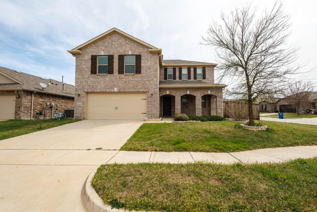 2700 Tobias Lane, Aubrey, TX 76227