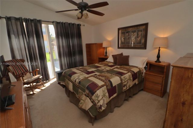 1523 NW 158th Ave, Pembroke Pines, FL 33028