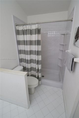 1523 NW 158th Ave, Pembroke Pines, FL 33028