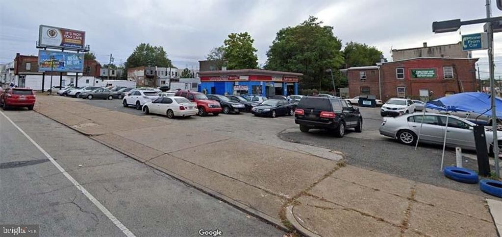 7000-4 WOODLAND AVE, Philadelphia, PA 19142