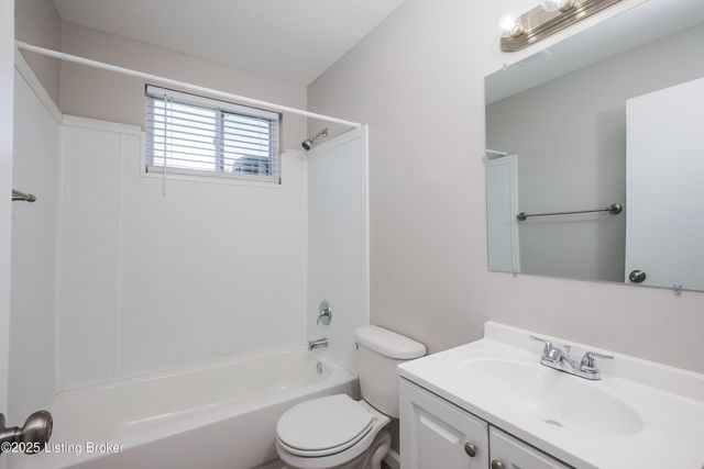 4513 Cod Dr, Louisville, KY 40272