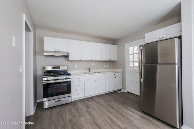 4513 Cod Dr, Louisville, KY 40272