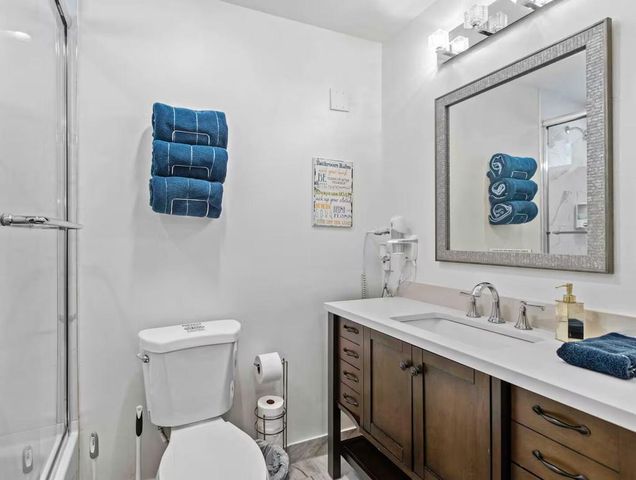 2025 Nicola Road, Palm Springs, CA 92262