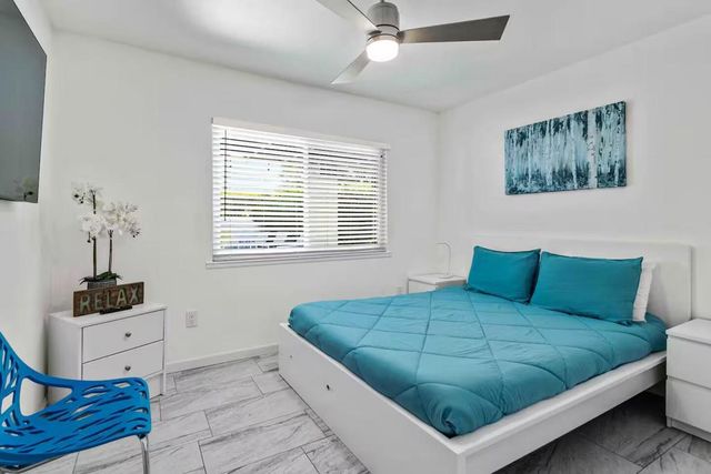 2025 Nicola Road, Palm Springs, CA 92262