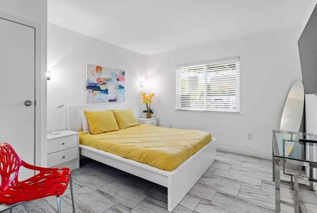 2025 Nicola Road, Palm Springs, CA 92262