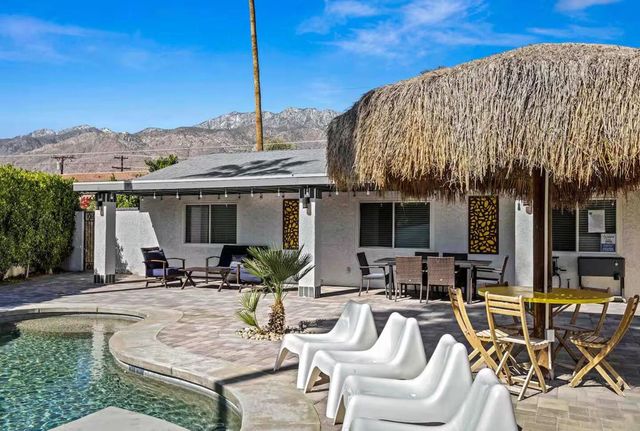 2025 Nicola Road, Palm Springs, CA 92262