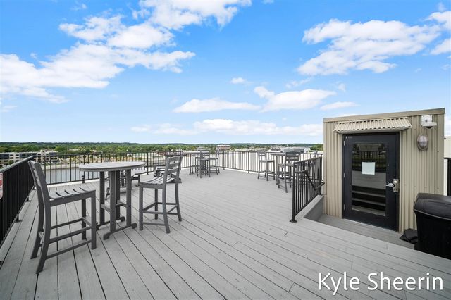 940 Monroe Avenue 206, Grand Rapids, MI 49503