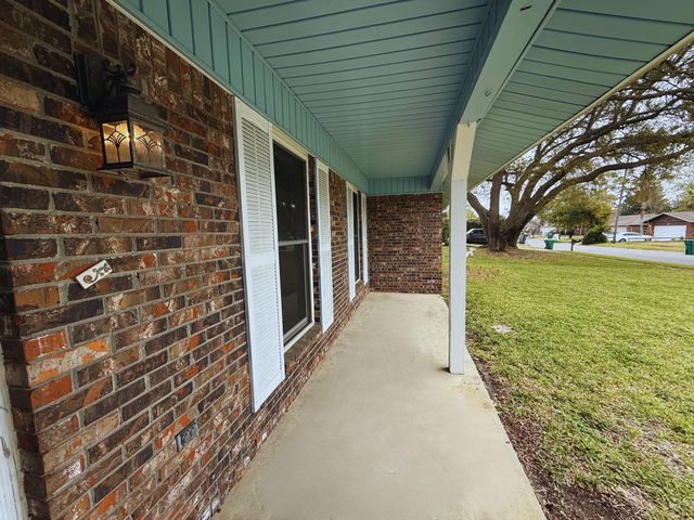 709 Osage Drive, Fort Walton Beach, FL 32547