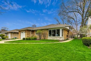 1105 W Miner Street, Arlington Heights, IL 60005