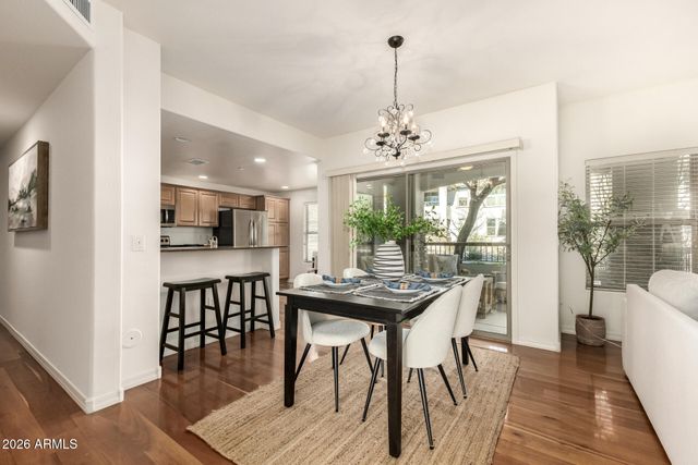 33550 N DOVE LAKES Drive 1005, Cave Creek, AZ 85331