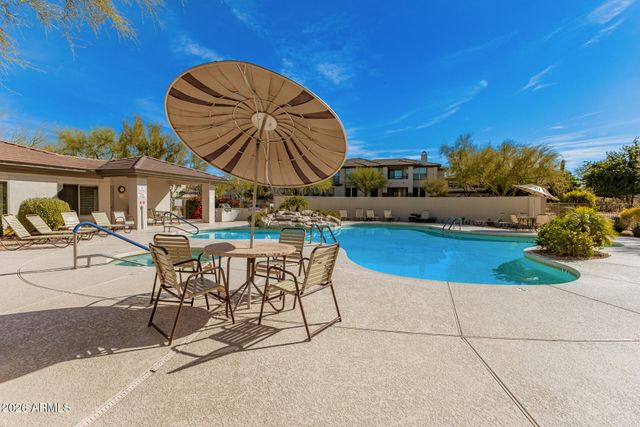 33550 N DOVE LAKES Drive 1005, Cave Creek, AZ 85331