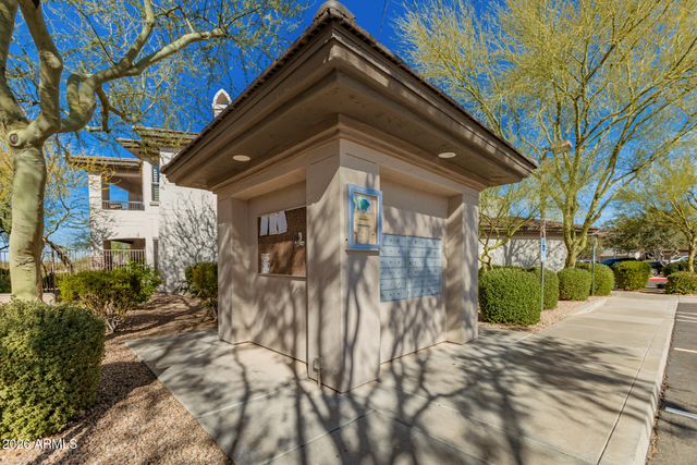 33550 N DOVE LAKES Drive 1005, Cave Creek, AZ 85331