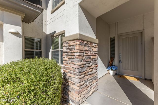 33550 N DOVE LAKES Drive 1005, Cave Creek, AZ 85331