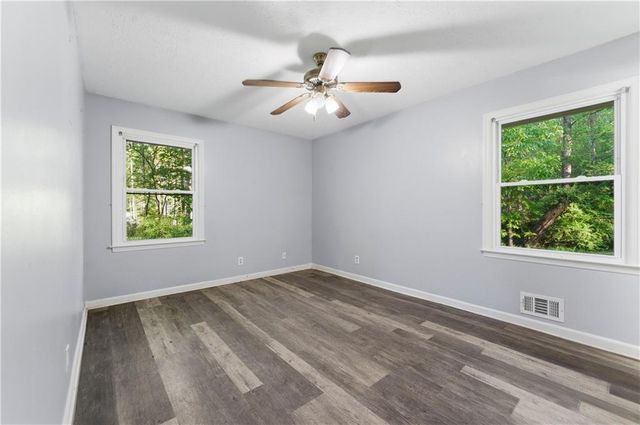 4060 Grove Trail, Loganville, GA 30052