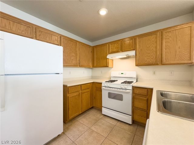9456 Grandview Spring Avenue, Las Vegas, NV 89166