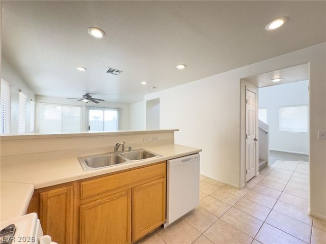 9456 Grandview Spring Avenue, Las Vegas, NV 89166